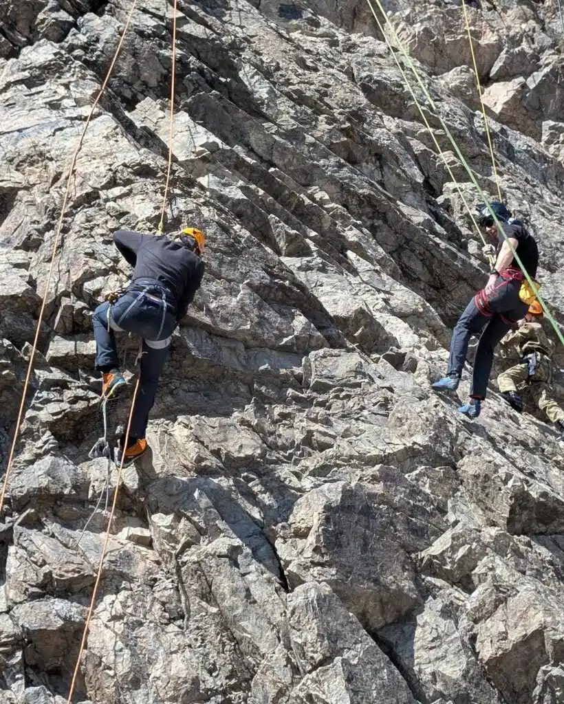 nakonecz to nachalsya sezon i nash lyubimyj alpinizm na skalah3