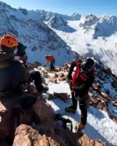 pik amangeldy 22 fevralya 2025 komanda skala alpine v sostave 5 chelovek uspeshno vzoshla na pik amangeldy